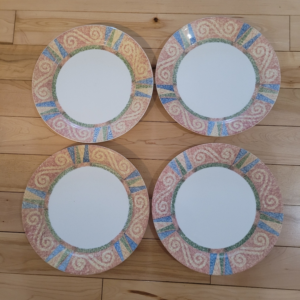 4 Corelle Sand Art dinner plates
